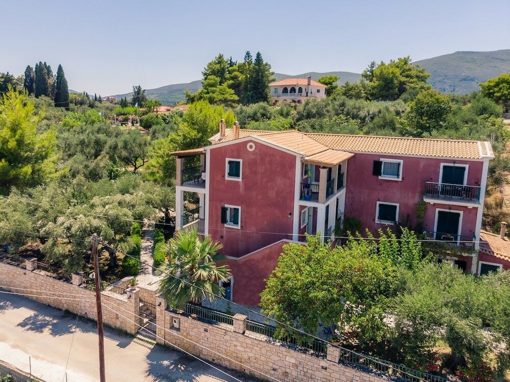 Фото Villa Liofyto Apartments