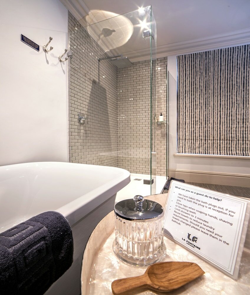 Фото La Fontaine