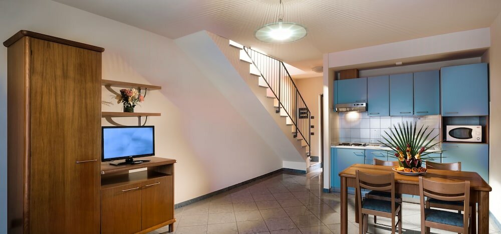 Фото Continental Resort