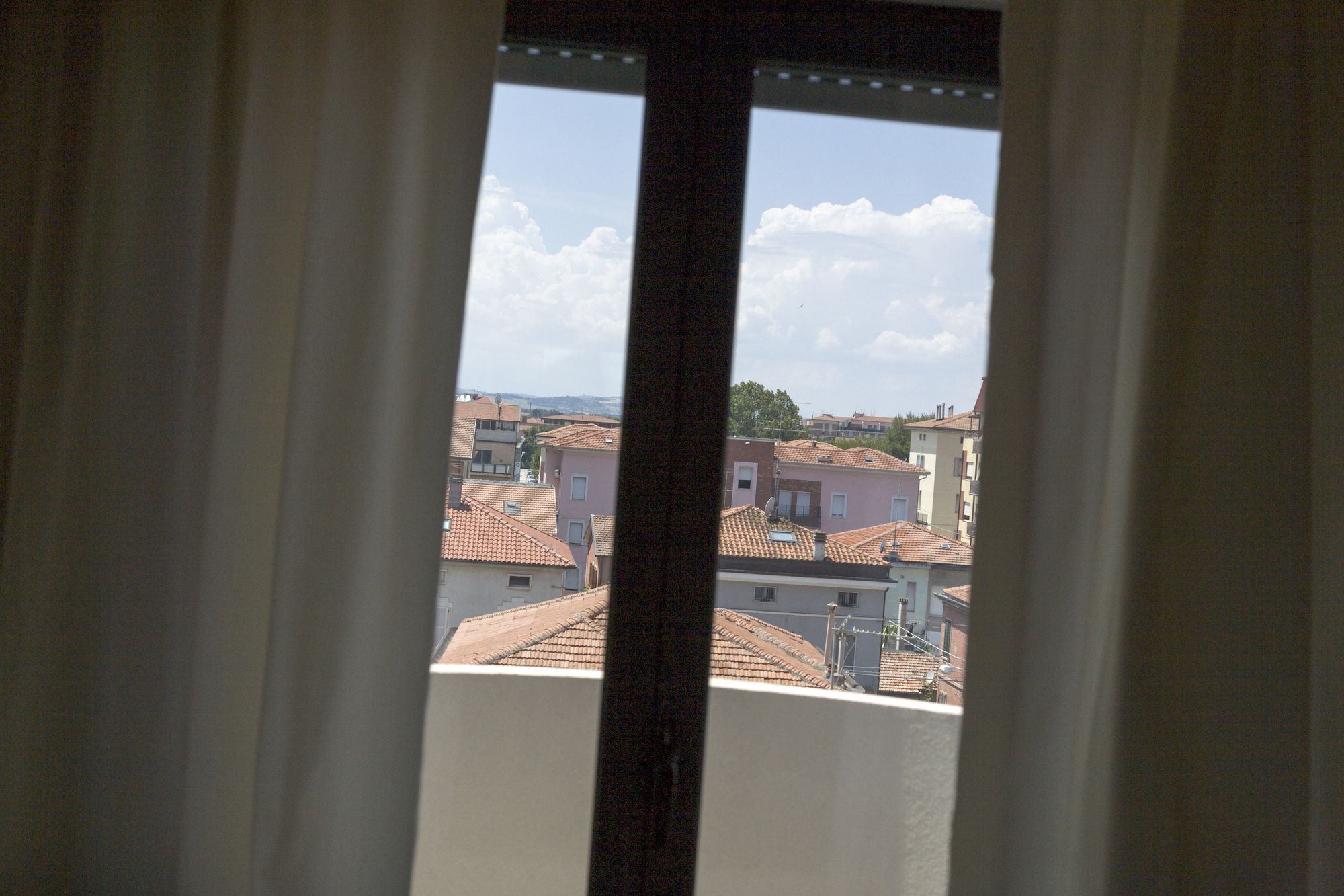 Фото Ghibli Hotel