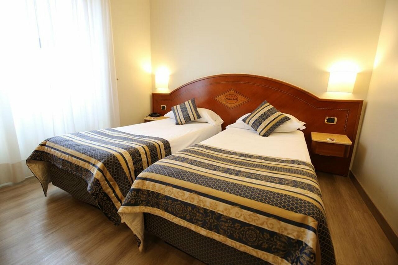 Фото Mokinba Hotels Baviera