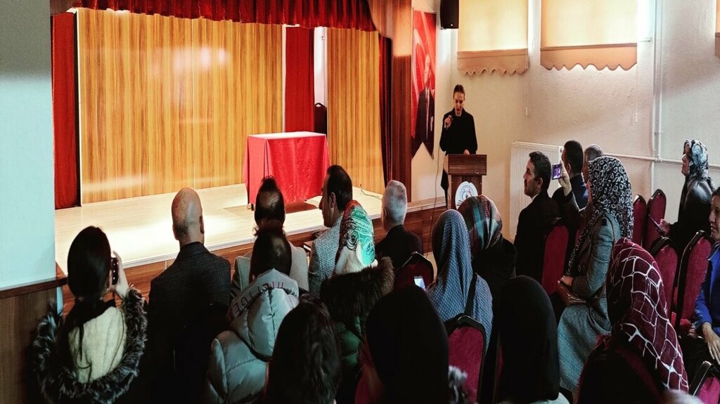 School Yalcin Delikan Middle School, Kayseri, photo