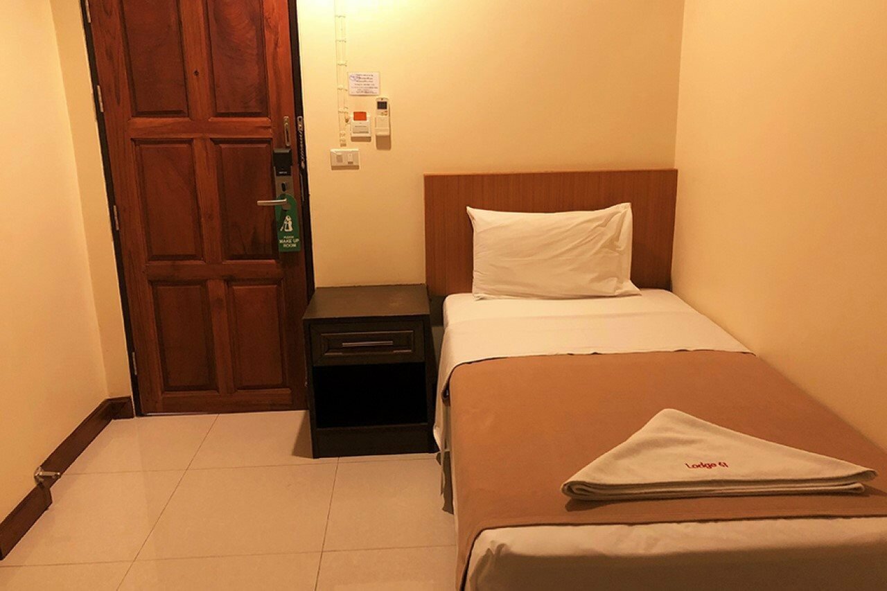 Фото Lodge 61 Bed & Breakfast Hotel