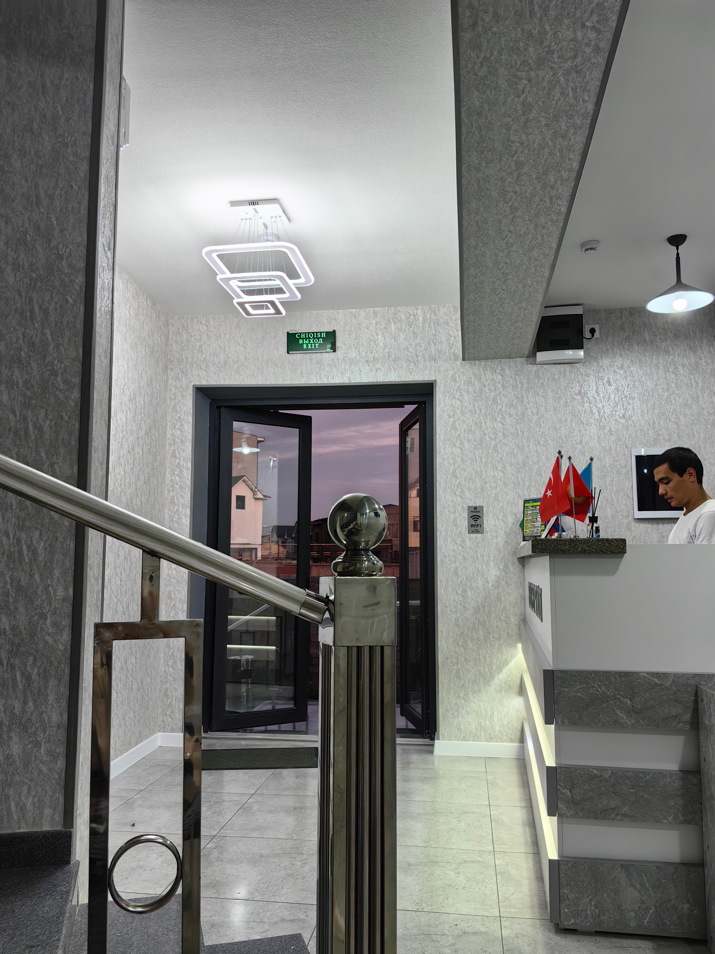 Фото Revel Hotel