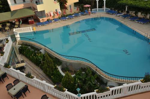 Апартаменты Relax Garden Side в Сиде