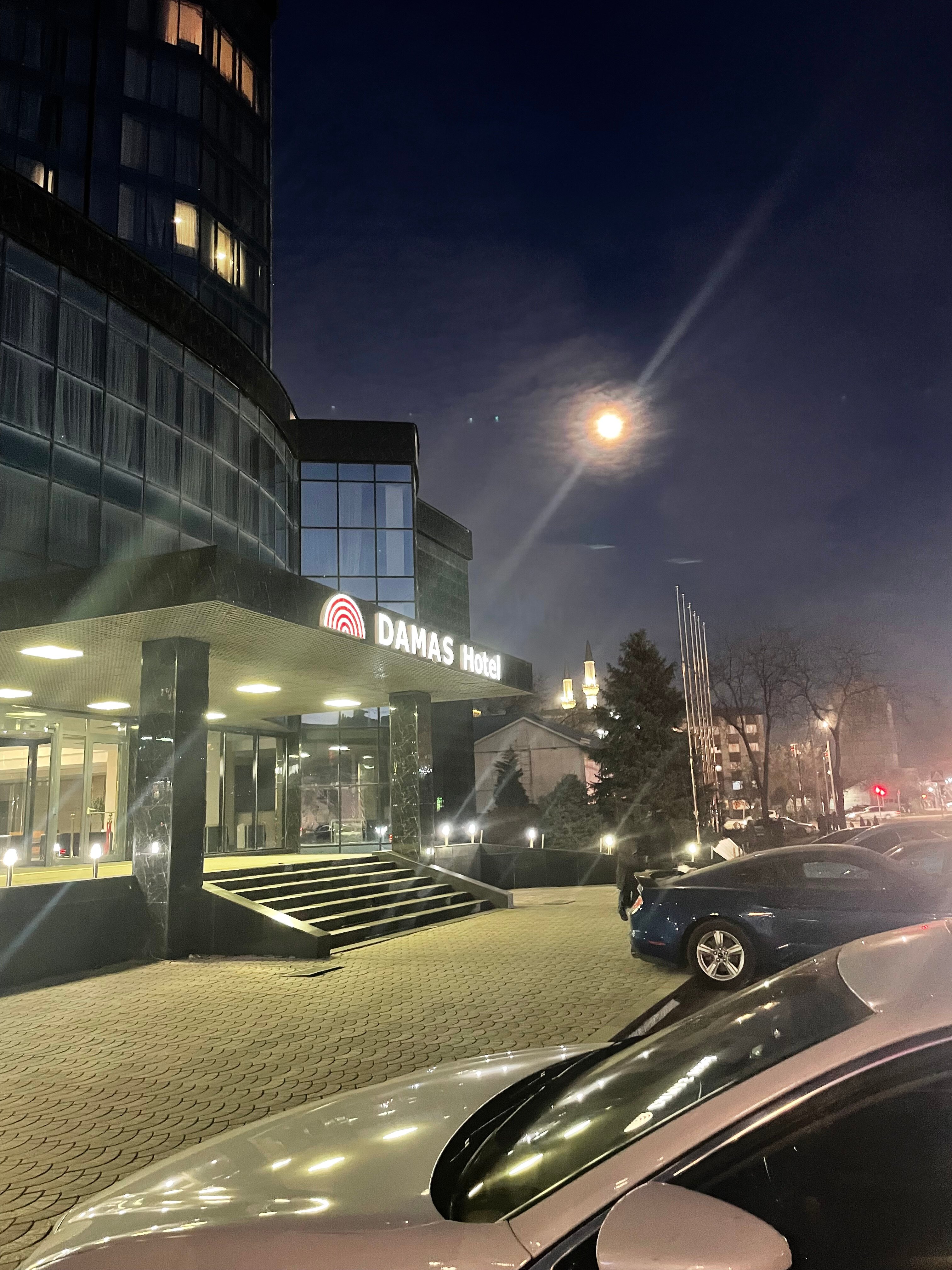 Фото Damas International Hotel