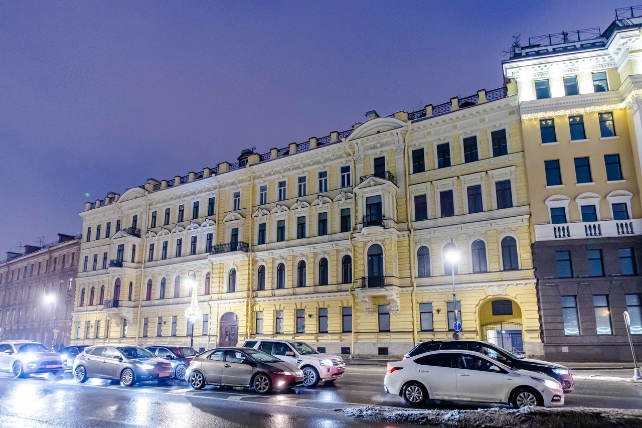 Фото отеля 1