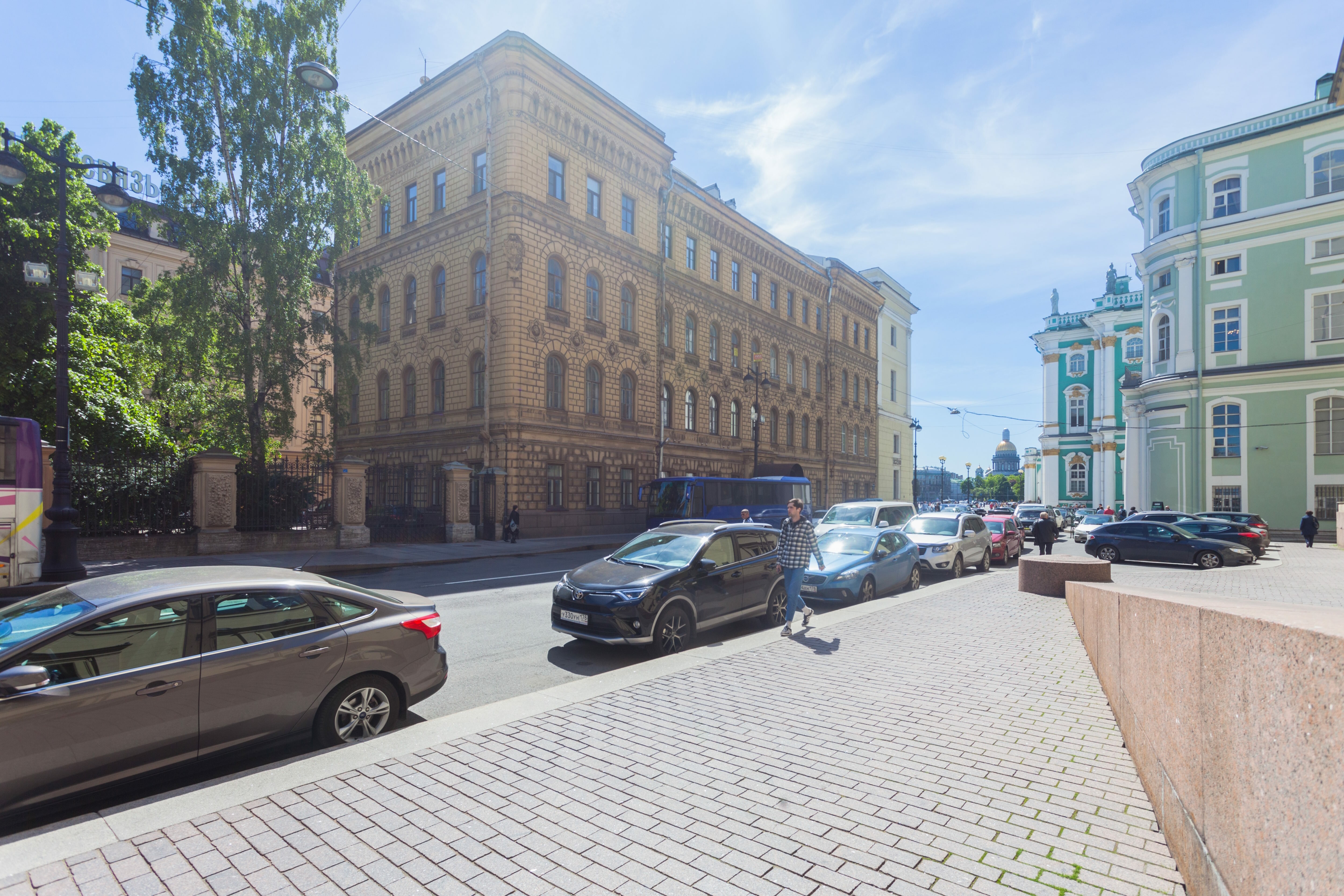 Фото Апартаменты у Дворцовой площади