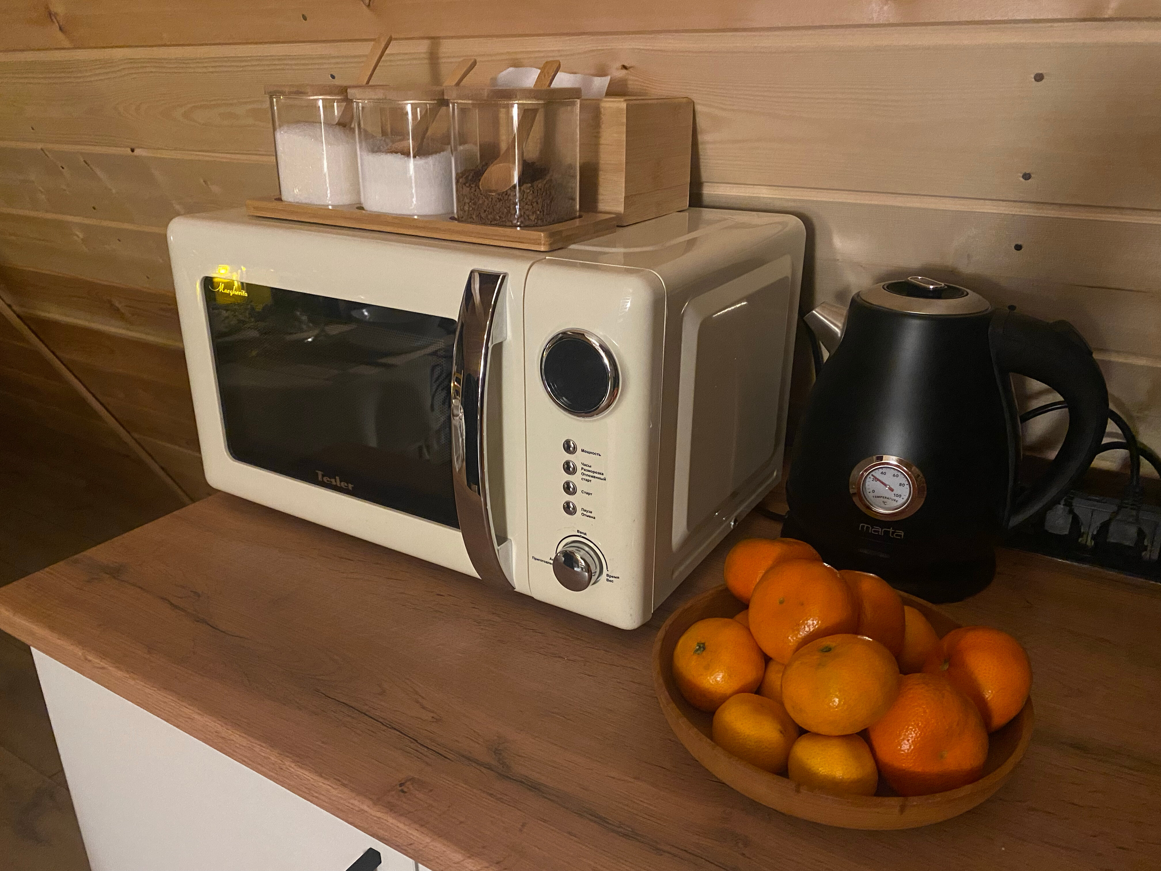 Фото Дом Углом