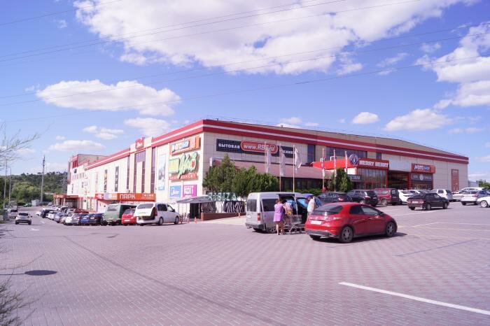 Shopping mall FM, Simferopol, photo