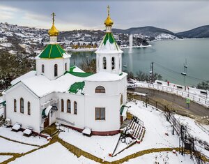 Church of Xenia of Petersburg (selo Abrau-Dyurso, Promyshlennaya Street, 50), orthodox church