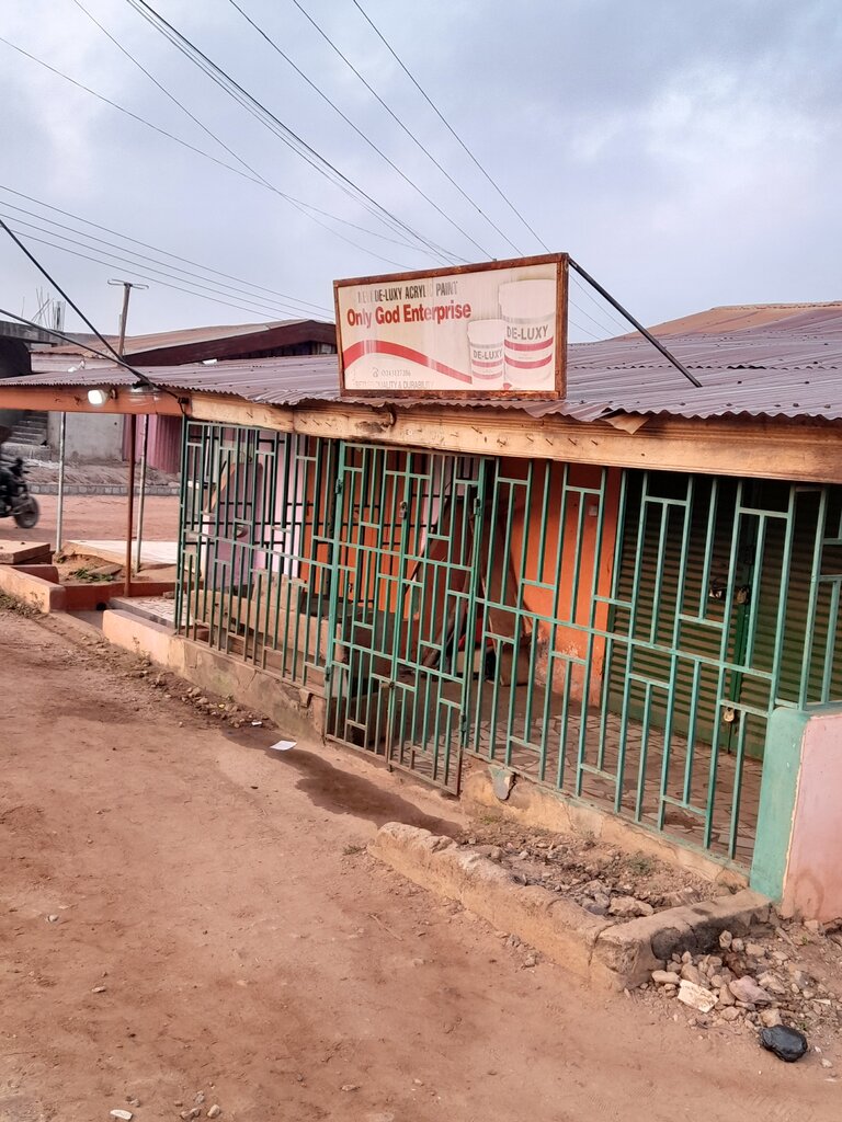 Hardware market Only God ent, Earth, photo