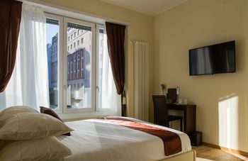 Фото Aiello Rooms - San Babila