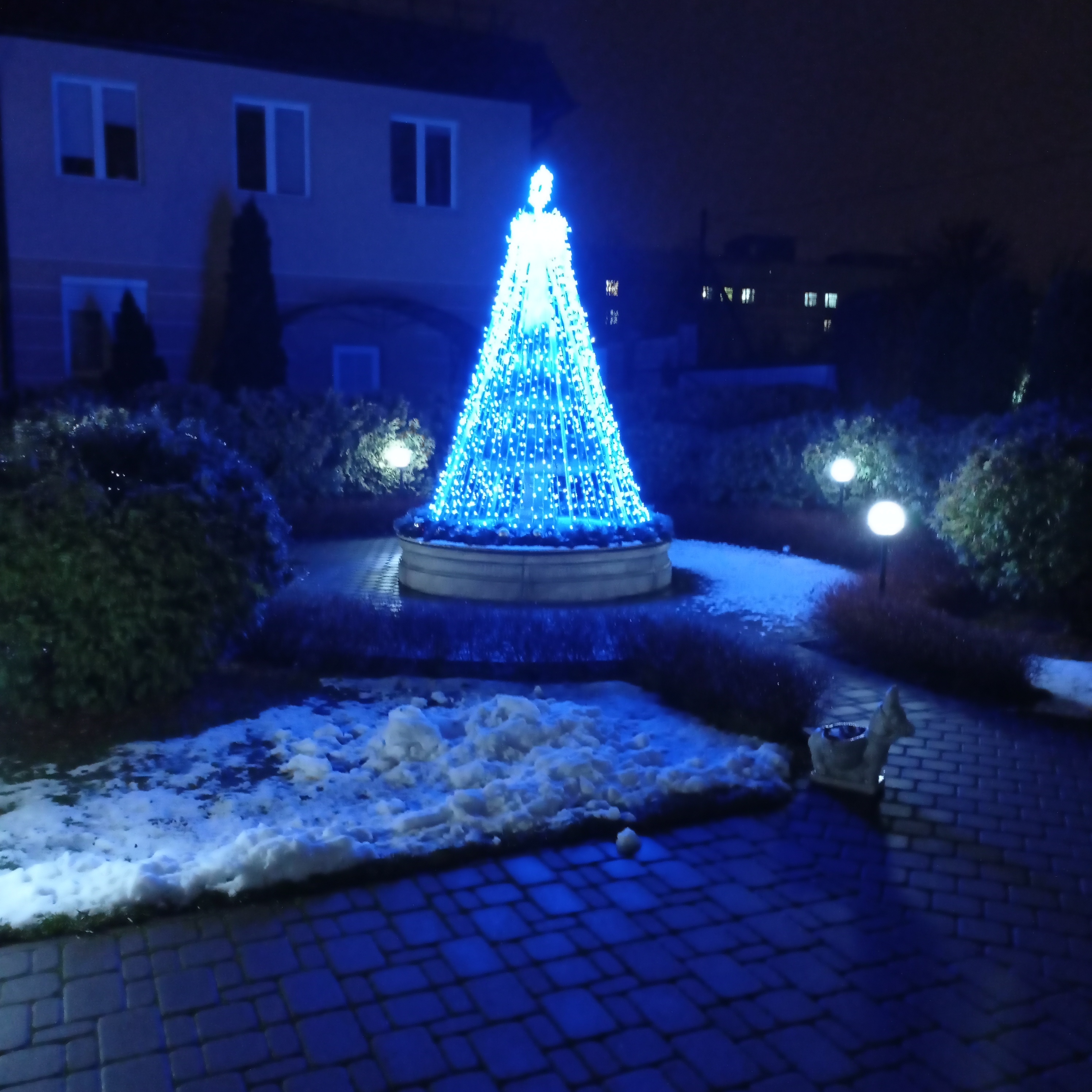 Фото Замковый