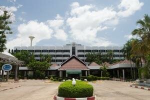 Гостиница Amarin Lagoon Hotel Phitsanulok в Пхитсанулоке