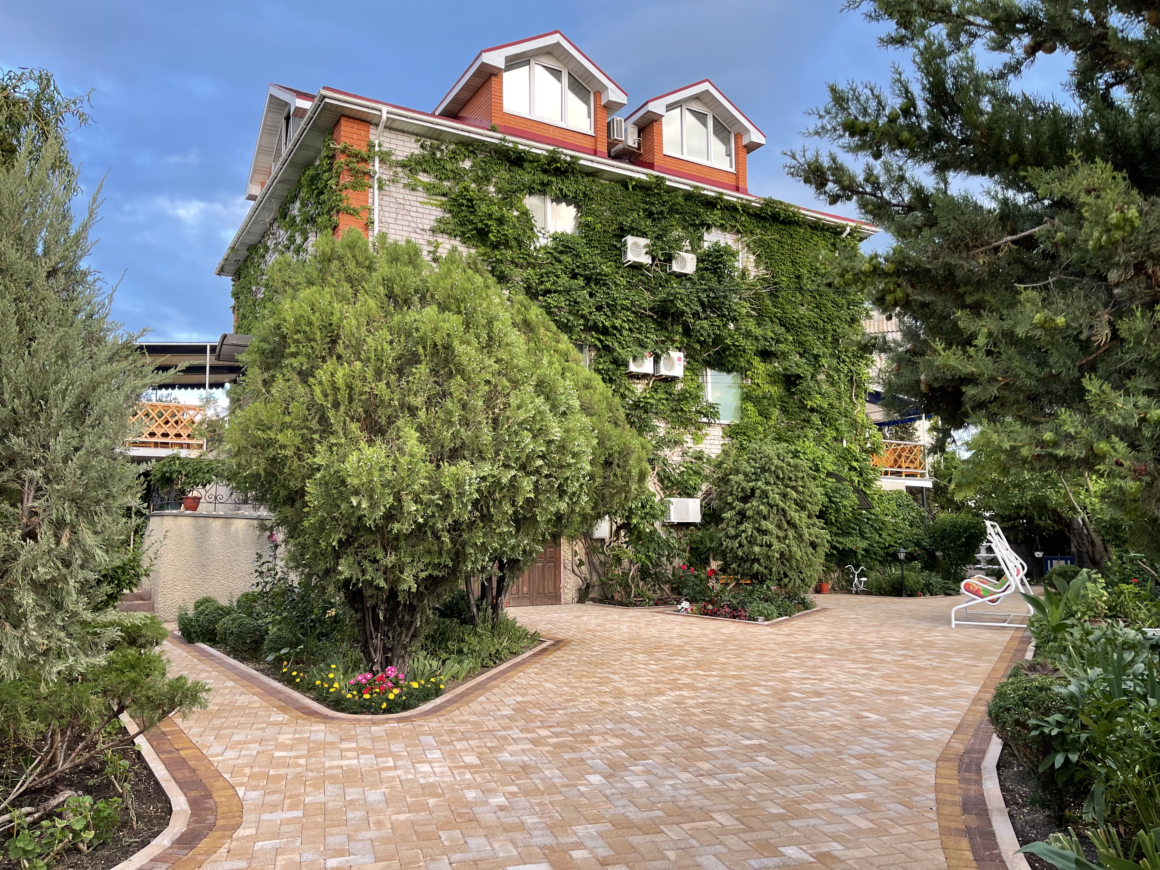 Фото отеля 3