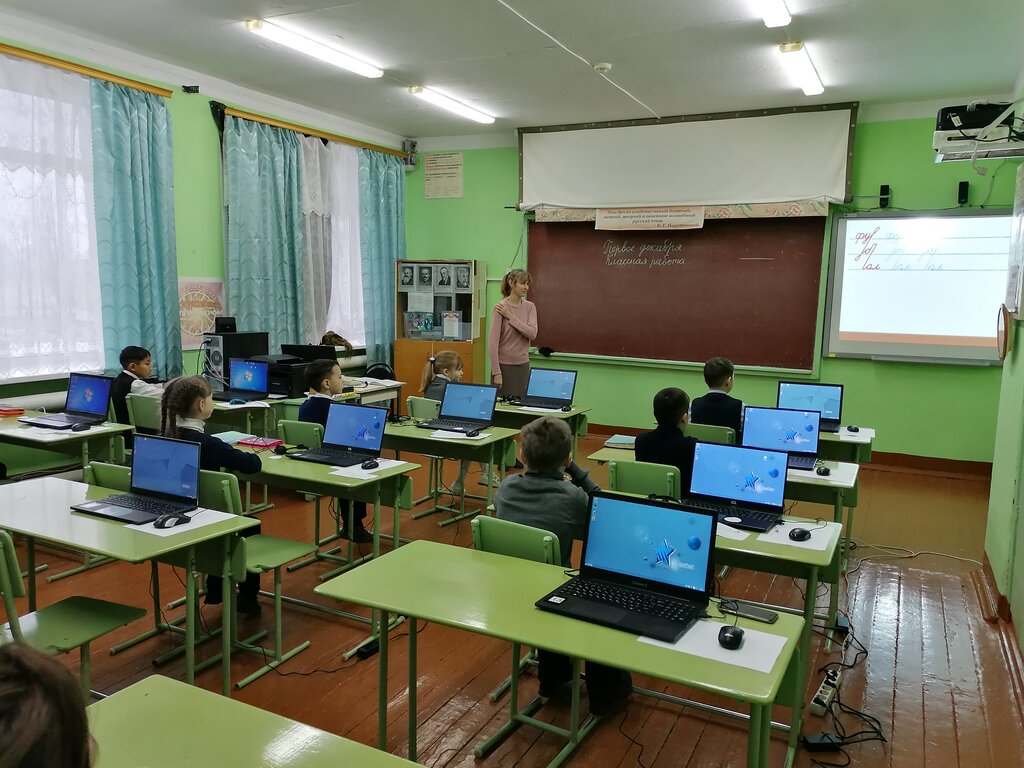 Escuela de enseñanza general Srednyaya obshcheobrazovatelnaya shkola s. Kamenka Mou, , foto
