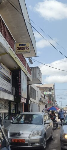 Гостиница Motel Canovas в Дуале