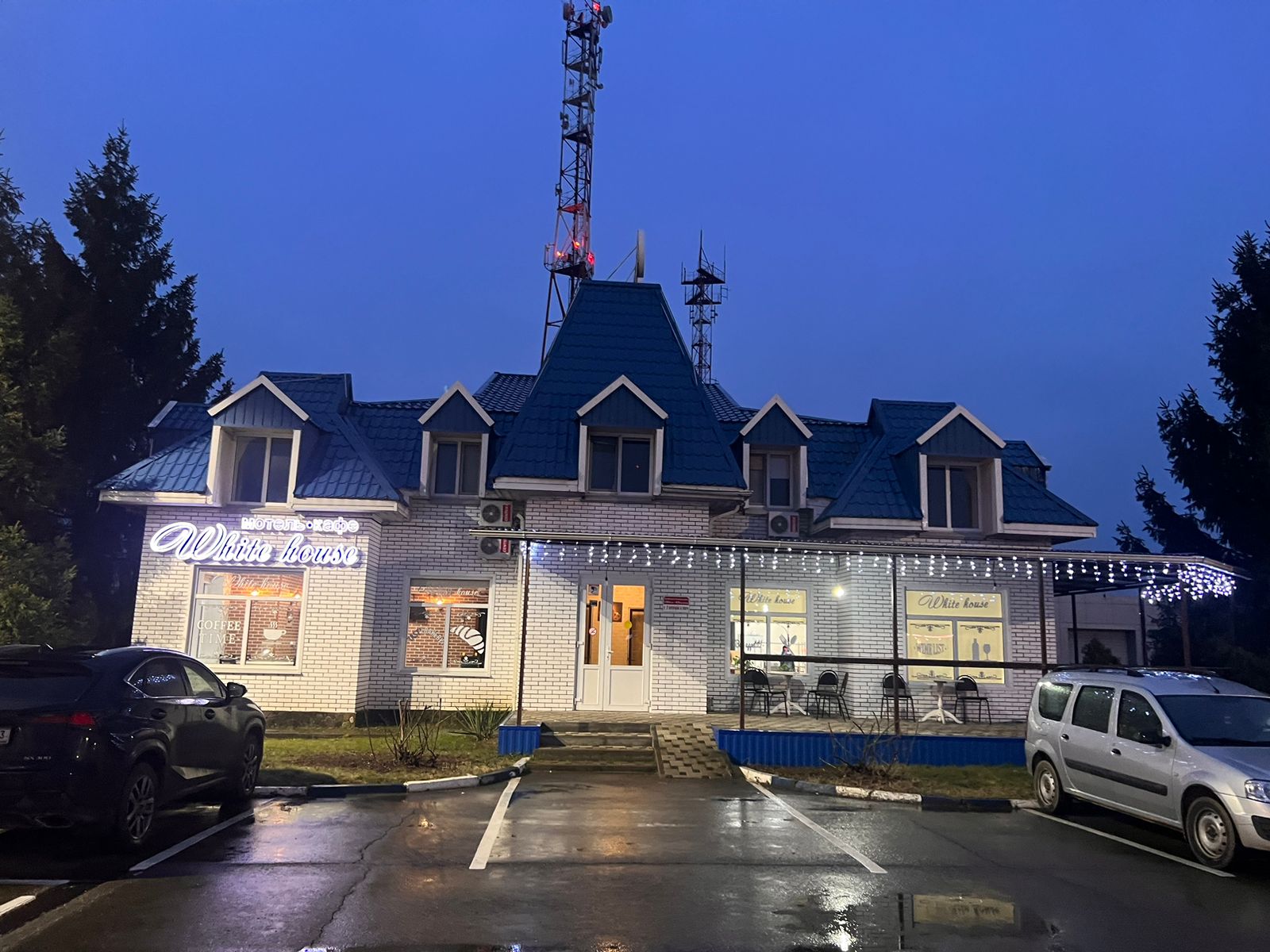 Фото отеля 1