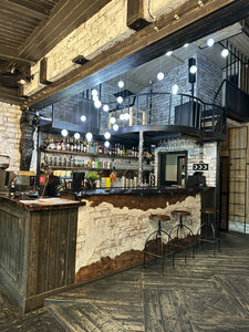 Полярный волк (ulitsa Soldatova, 21), bar, pub