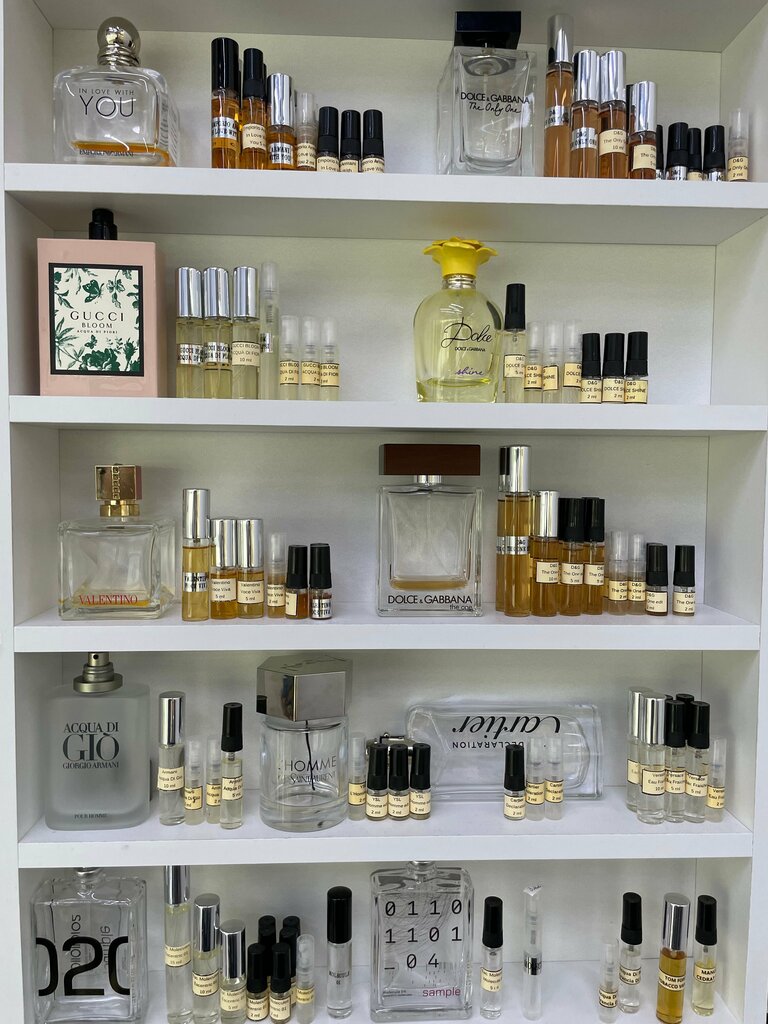 Perfume and cosmetics shop Aroma House, Kingisepp, photo