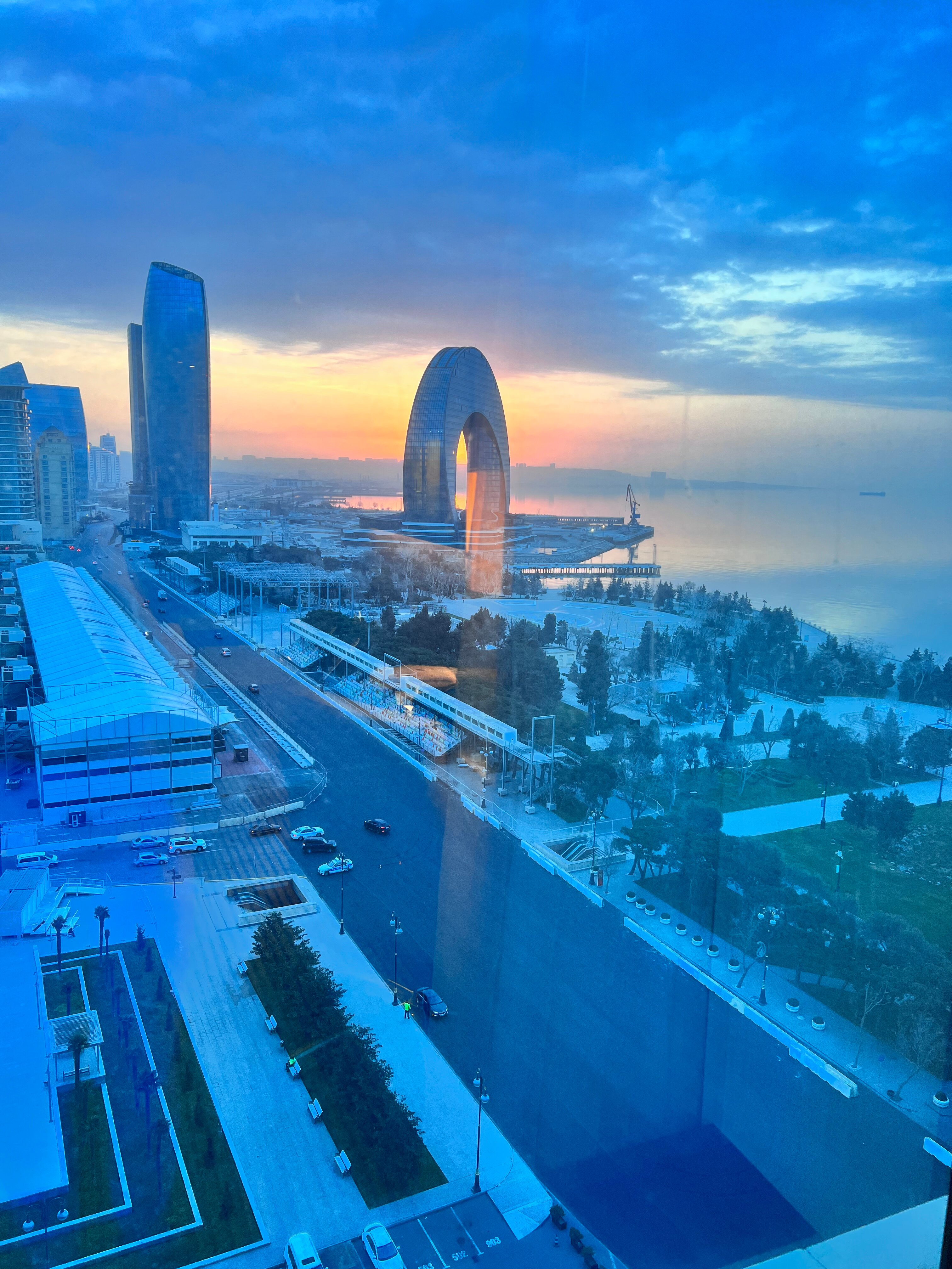 Фото Hilton Baku