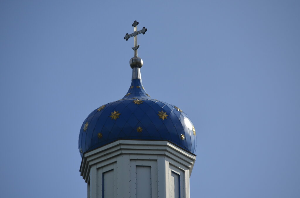 Iglesia ortodoxa Tserkov Pokrova Presvyatoy Bogoroditsy V Trubchevske, , foto