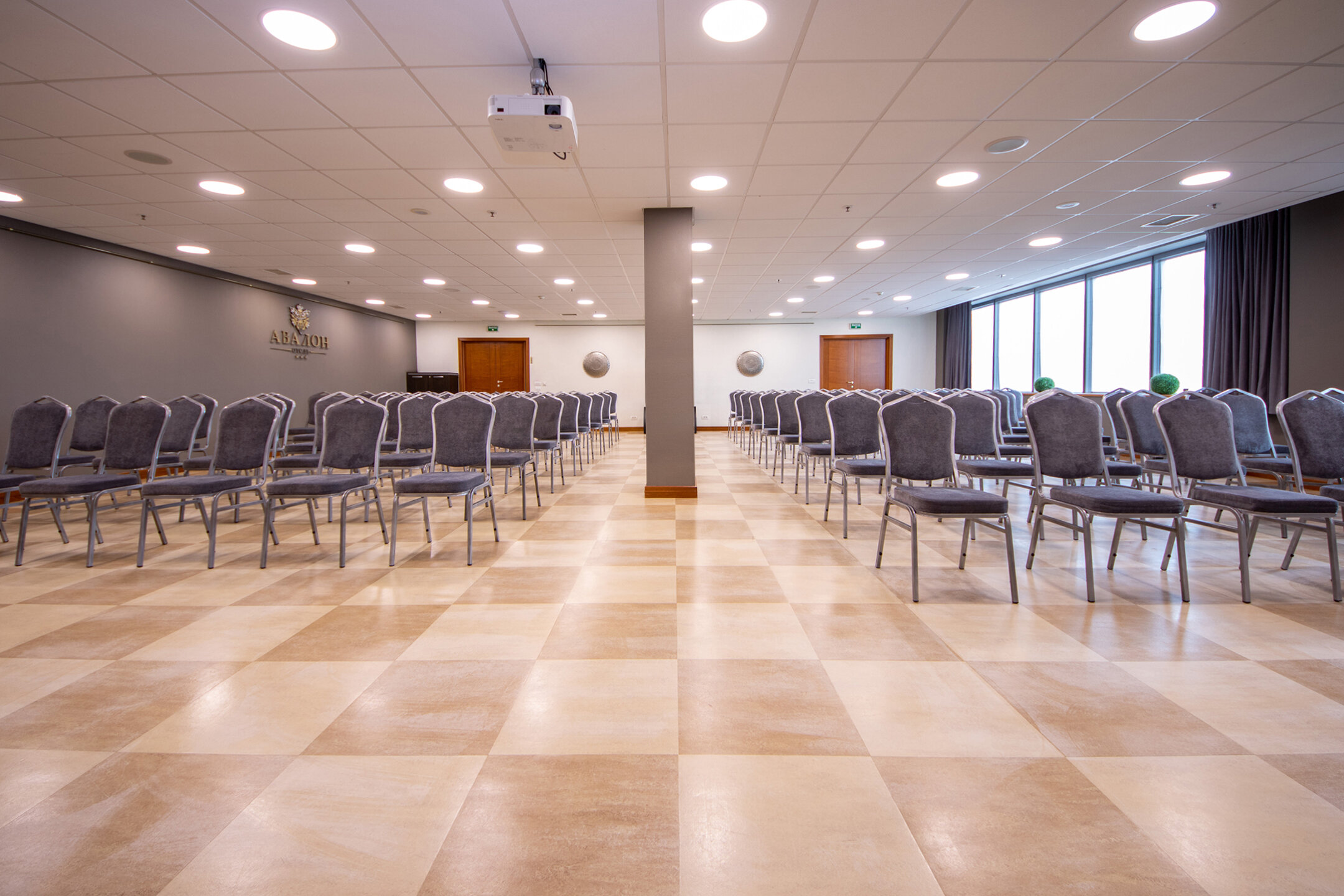 Фото Авалон