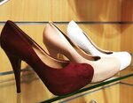 Al Masa Shoes (50, Al Qasimi Corniche Road, Burial Khor Ras Al Khaimah, Sector 3, Ras Al Khaimah), shoe store