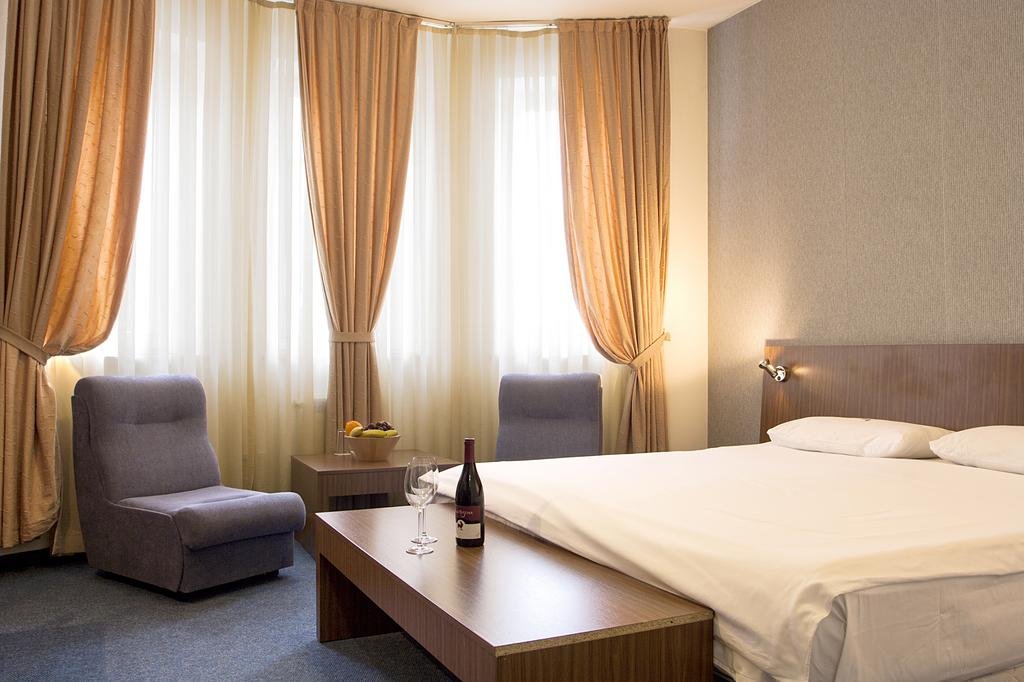 Фото Hotel Diter