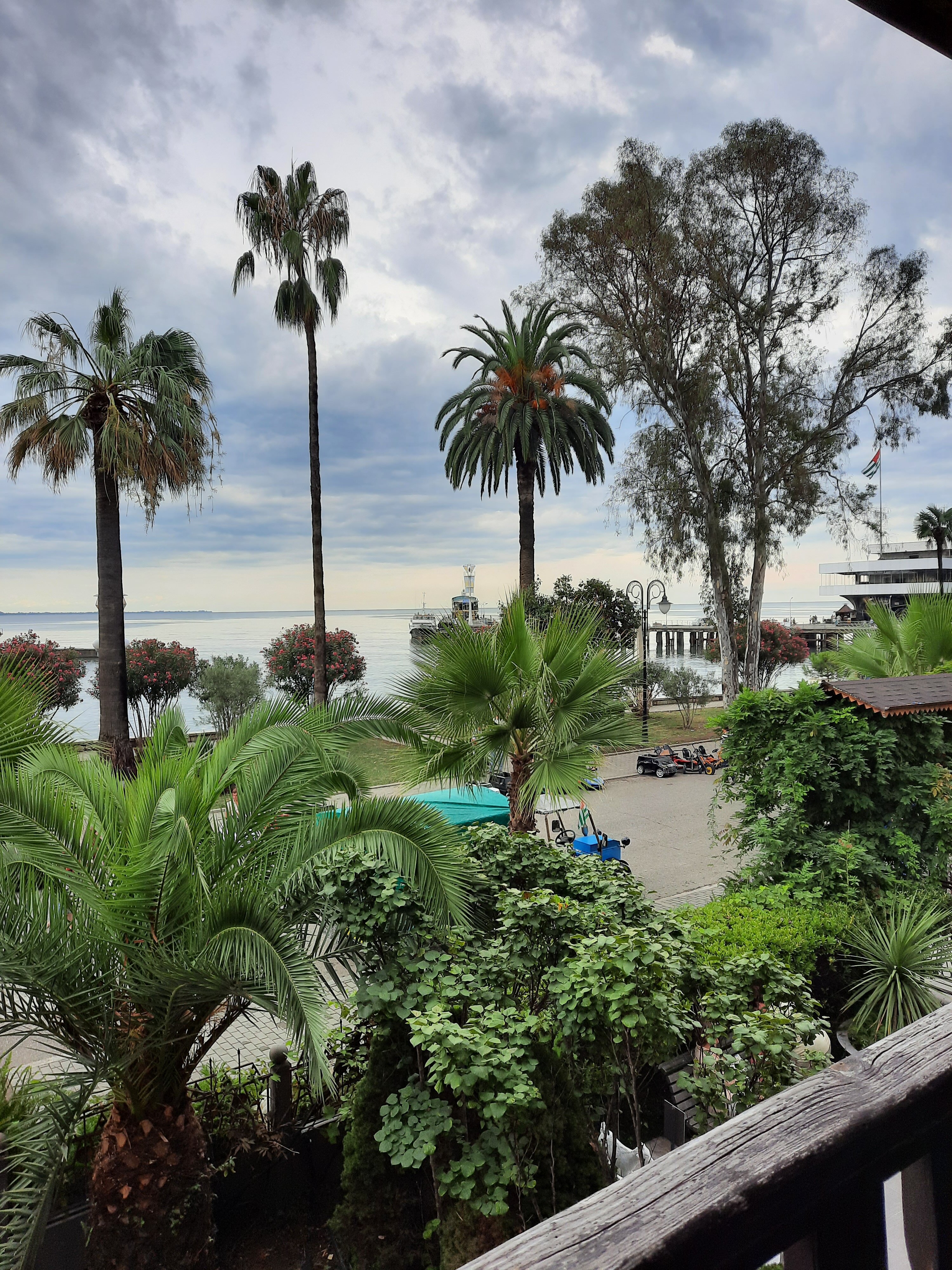 Фото Сухум Сити Мини Хотел