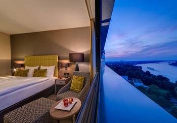 Фото Bonn Marriott Hotel