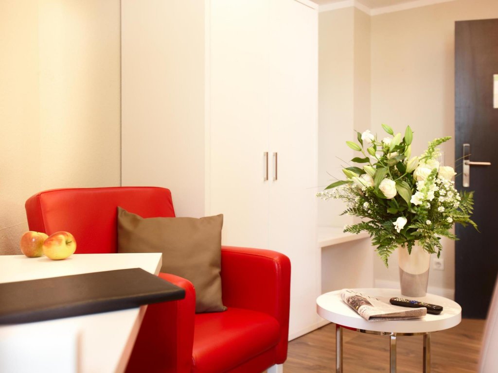 Фото Hotel Domicil Hamburg by Golden Tulip