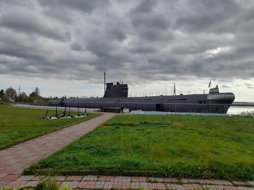 Памятник технике Дизель-электрическая подводная лодка Б-440, Вытегра, фото