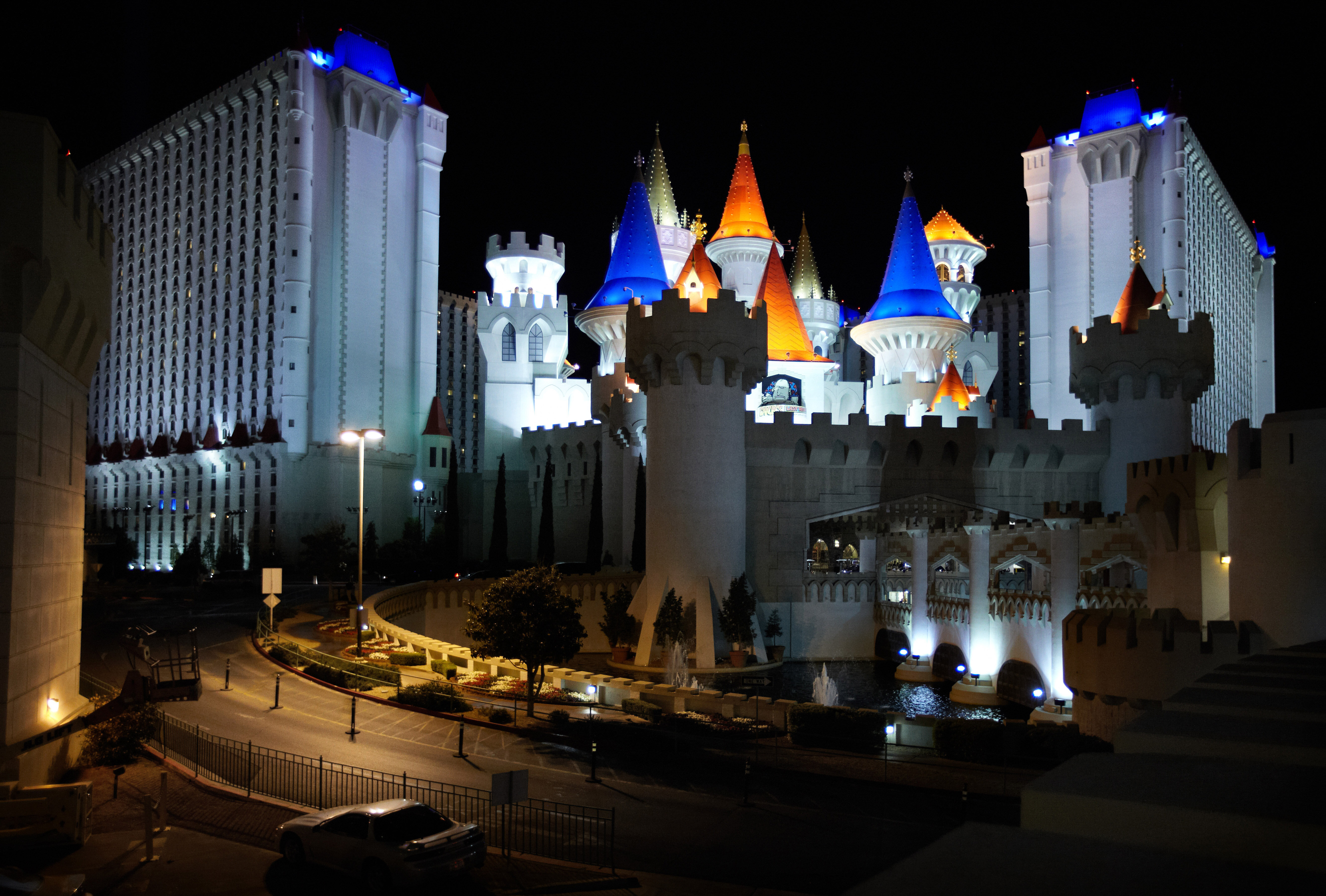 Фото Excalibur Hotel & Casino