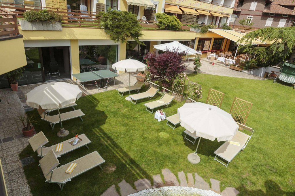 Фото Alpine City Wellness Hotel Dominik