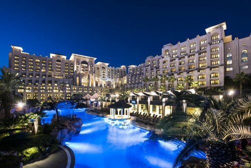 Внешний вид отеля Lotte Hotel Jeju в Согвипхо, фото 1