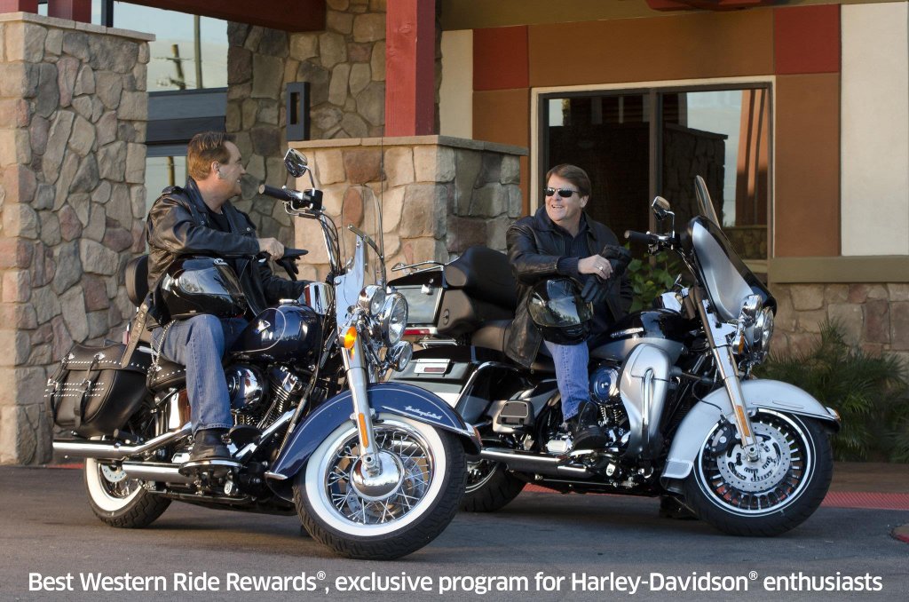 Фото Best Western Plus Village Park Inn