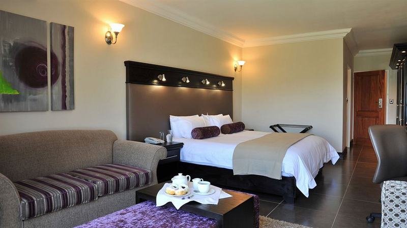 Фото Econo Lodge Inn & Suites