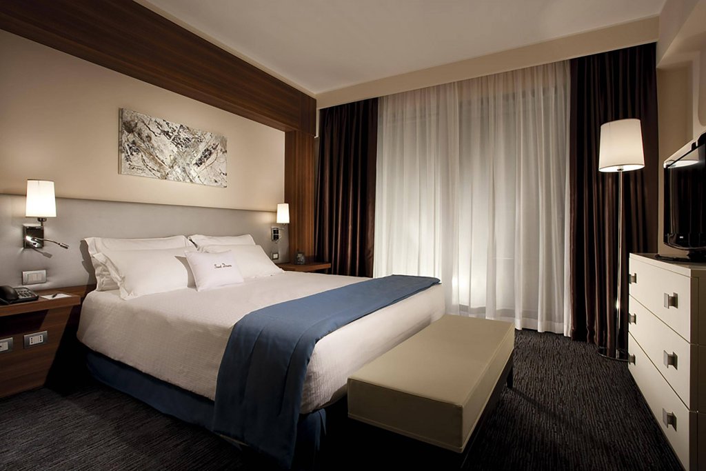 Фото DoubleTree by Hilton Hotel Olbia - Sardinia