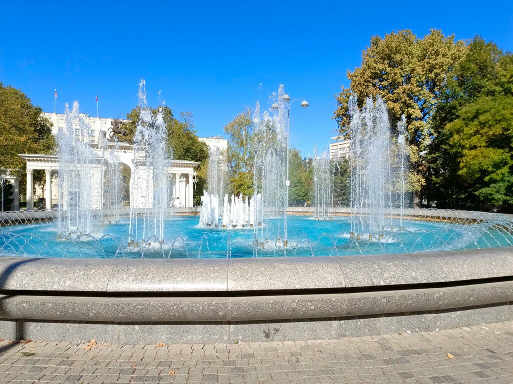 Сквер Сквер имени Г. К. Жукова, Краснодар, фото