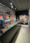 Black Shop (Viktora Polyakova Street, 2), tienda de vapeo