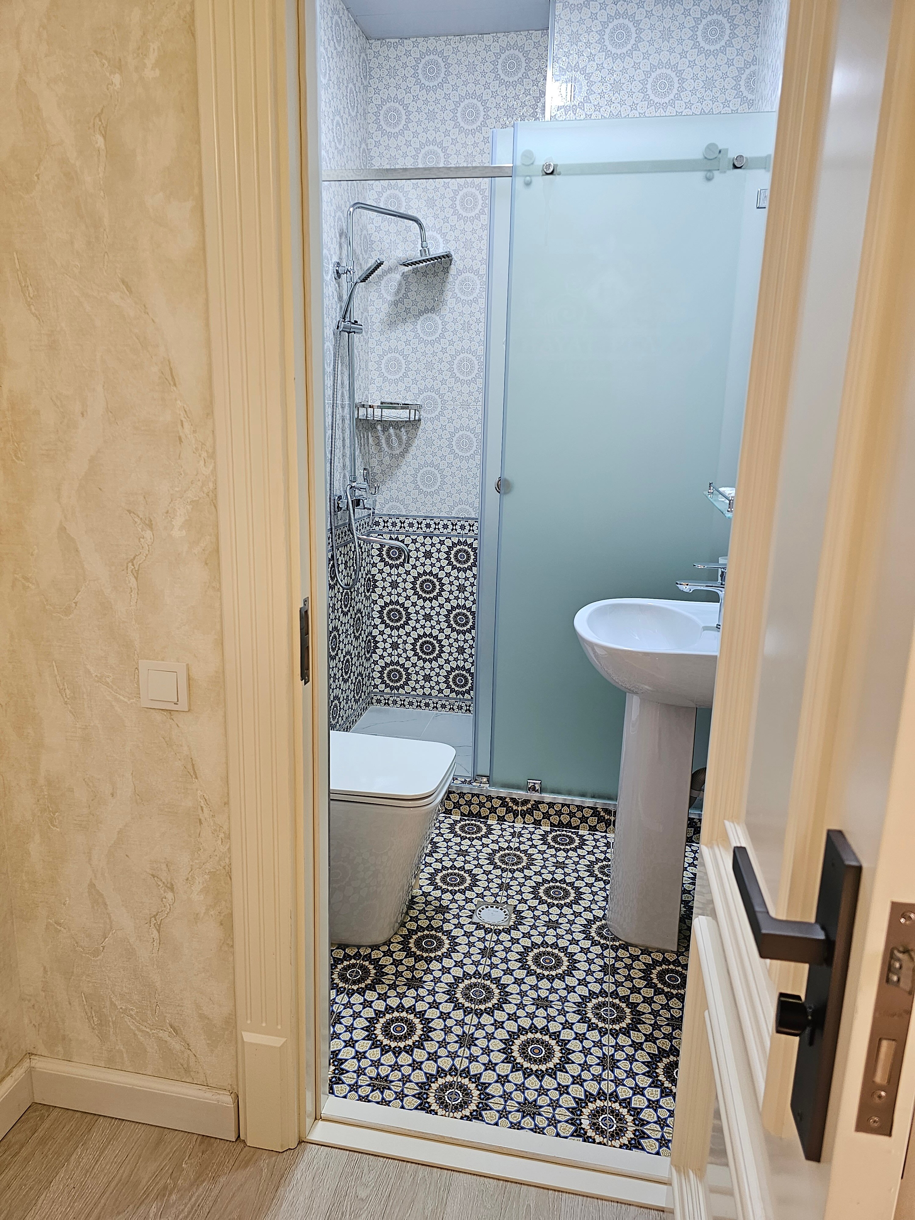 Фото Hayat Plaza