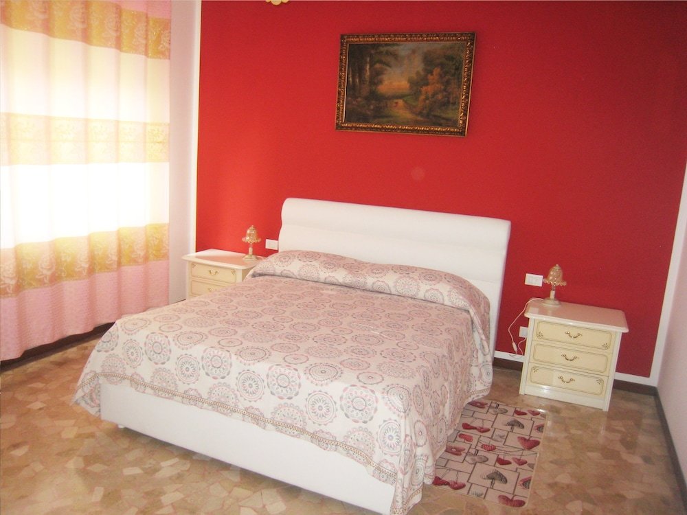 Фото Le Maschere