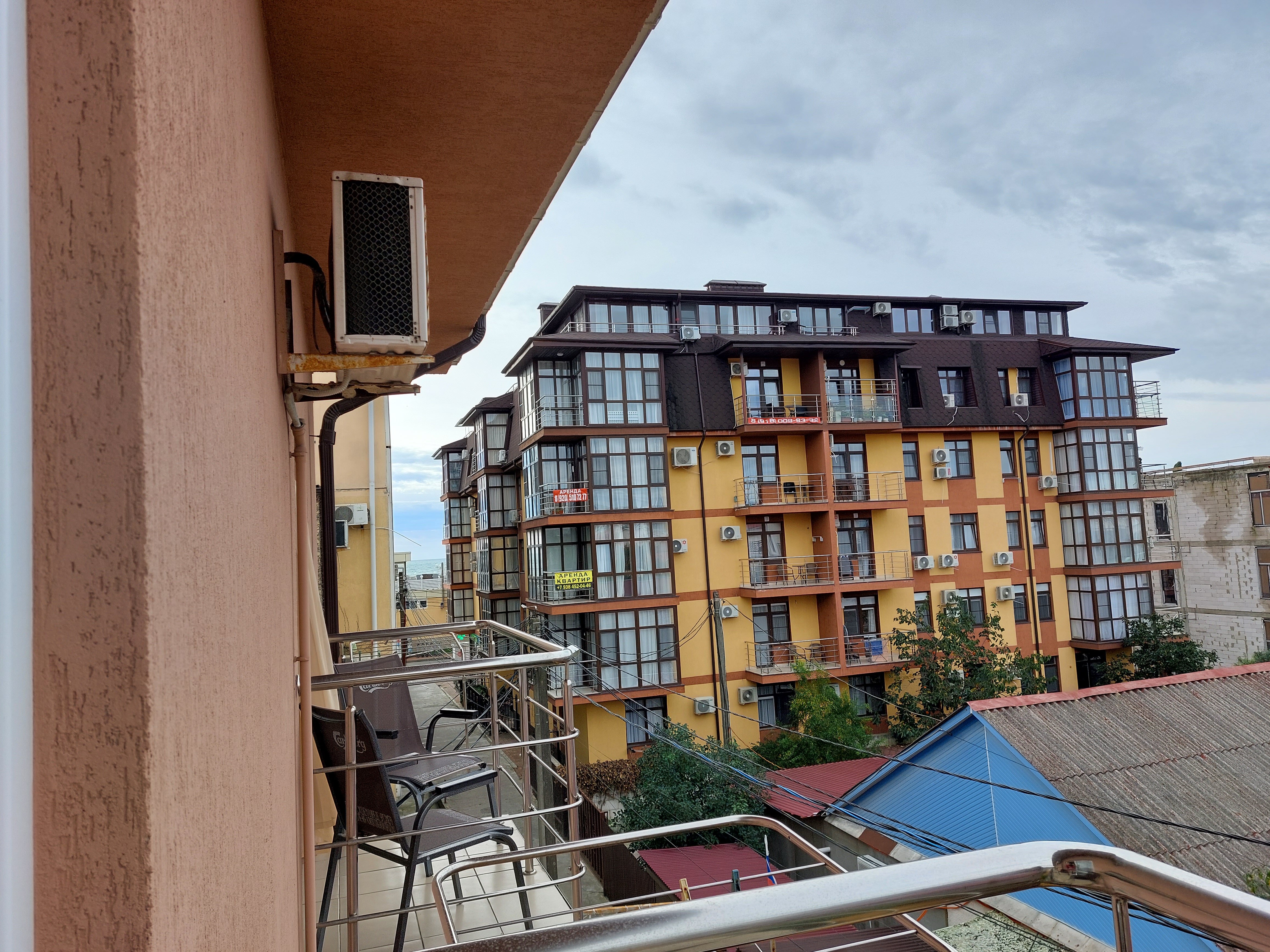 Фото отеля 2