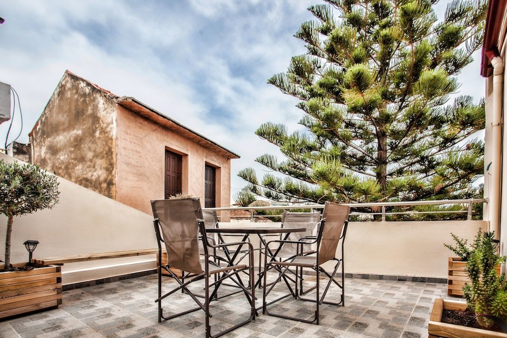 Фото Maya's Boutique Residence