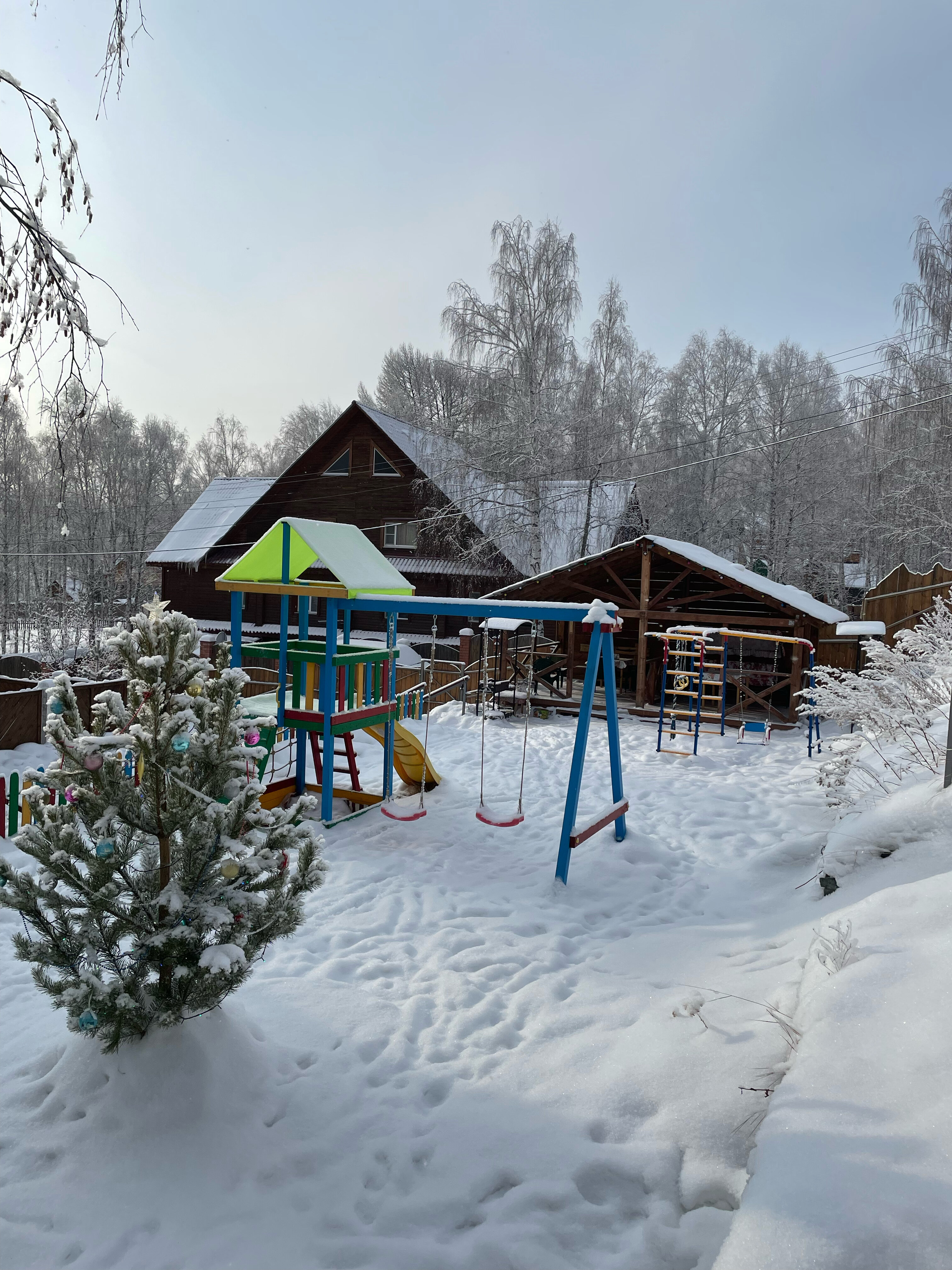 Фото Теремок в горах