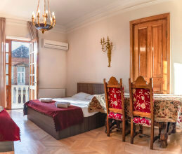 Фото Vedzisi garden hotel