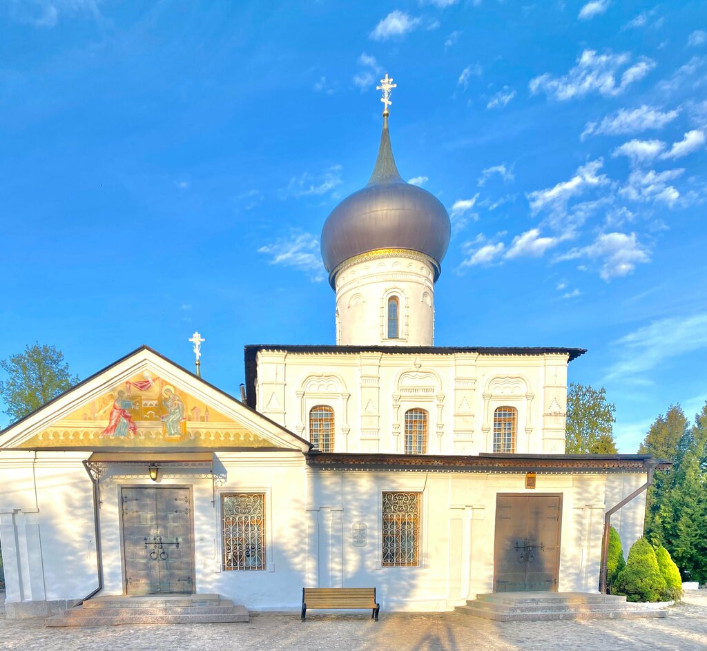 Православный храм Церковь Георгия Победоносца, Старая Русса, фото