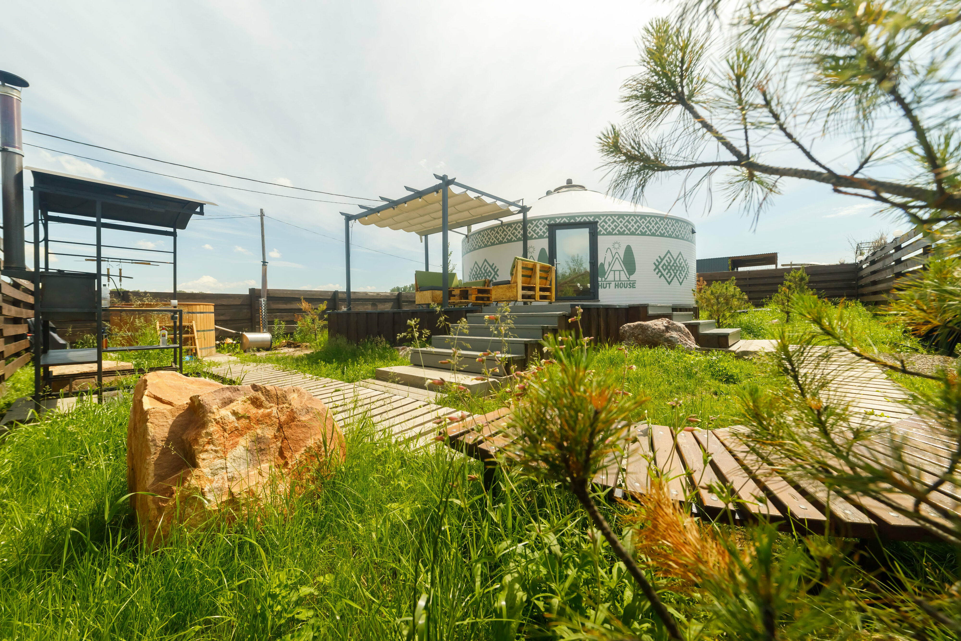 Фото отеля 1